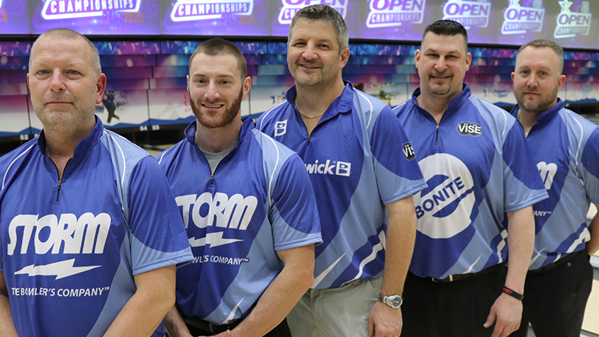 The members of Classic Lanes 1 at the 2023 USBC Open Championships