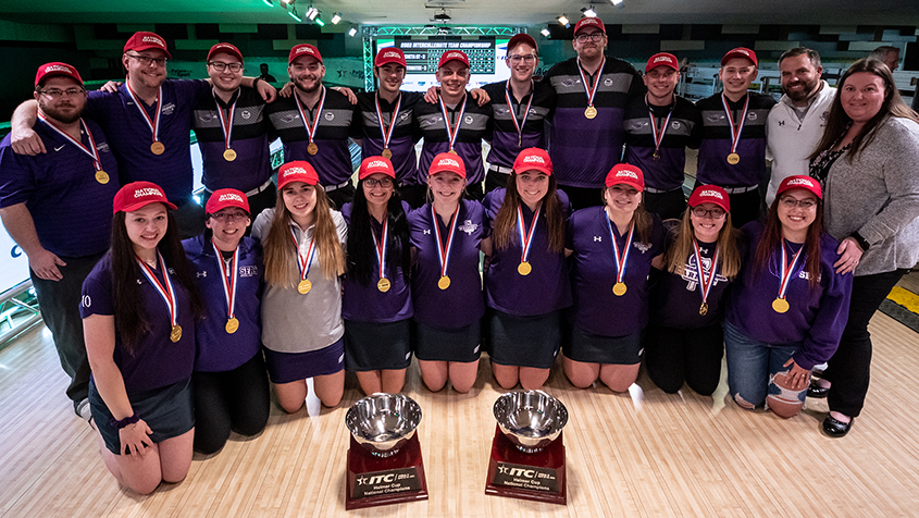 Bowling Teams Advance to Match Play at Mid-States Championships