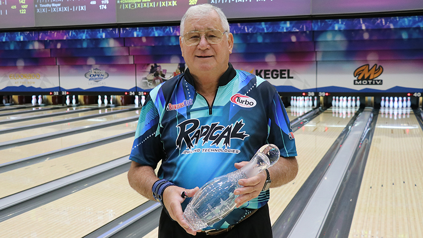 USBC Hall of Famer Bob Chamberlain Sr. with the crystal pin at the 2023 USBC Open Championships