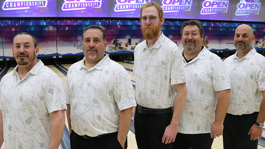 The members of Hull Point Pursuit at the 2023 USBC Open Championships