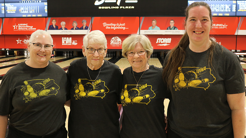 The members of Iowa 7 at the 2023 USBC Women's Championships